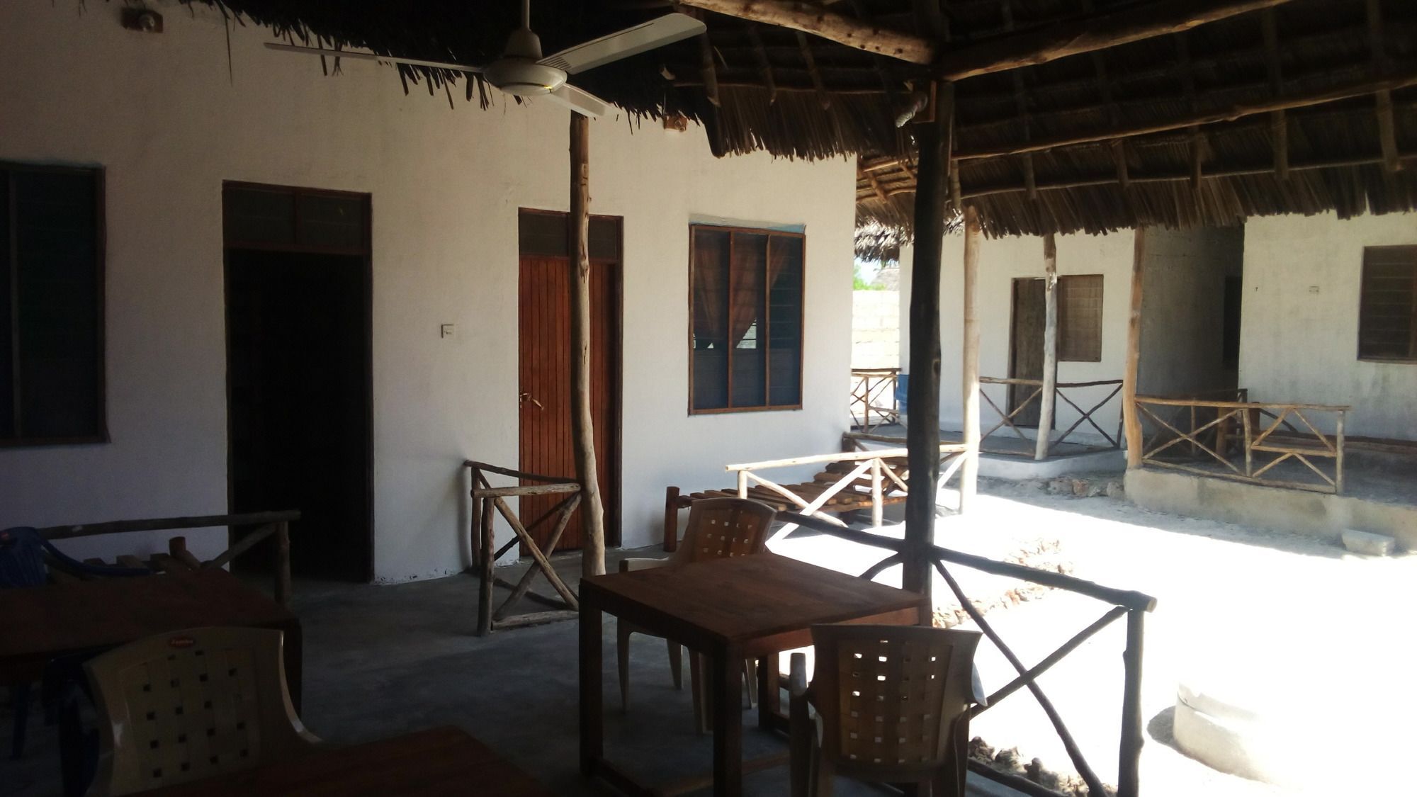 Malik Villa-Matemwe Bnb And Restaurant Exterior foto