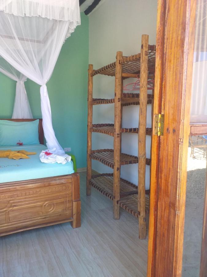 Malik Villa-Matemwe Bnb And Restaurant Exterior foto
